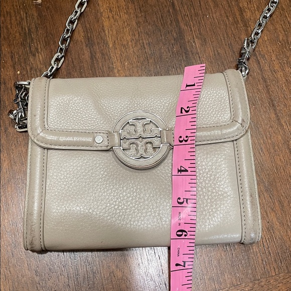 Tory Burch Gray Leather Crossbody Bag - Picture 9 of 10